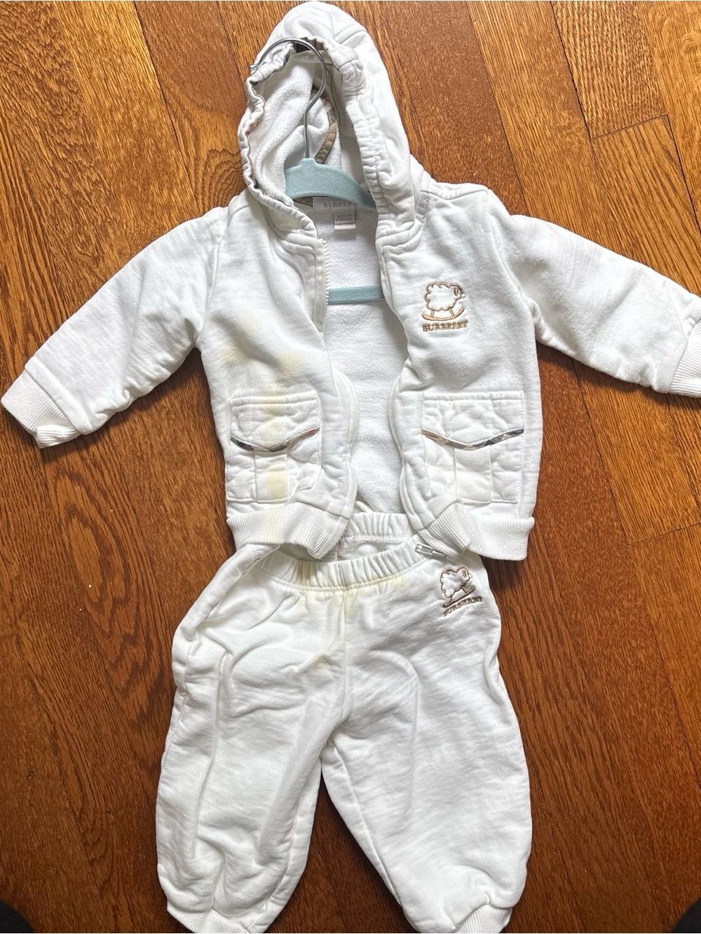 Burberry White Hooded Jacket and Sweatpants Set